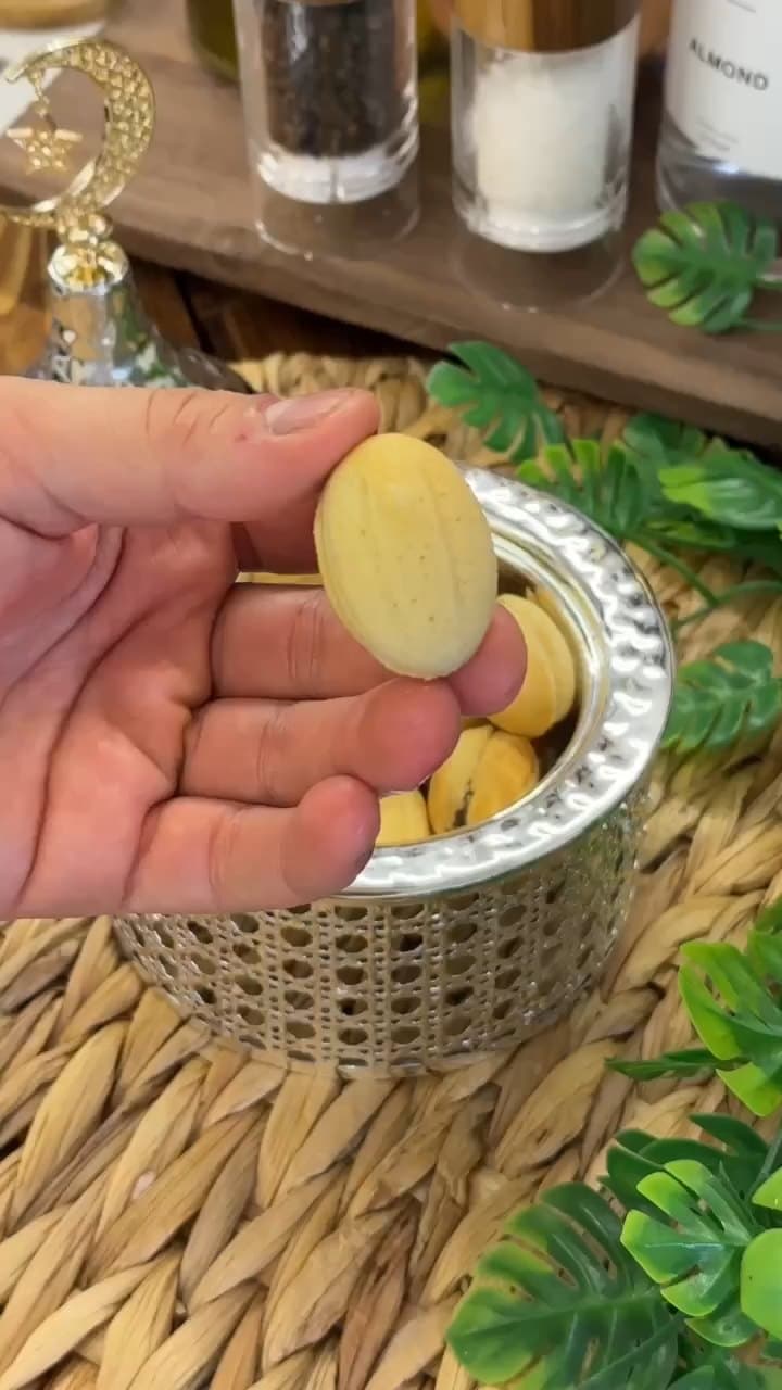 اللوزة المحشوة