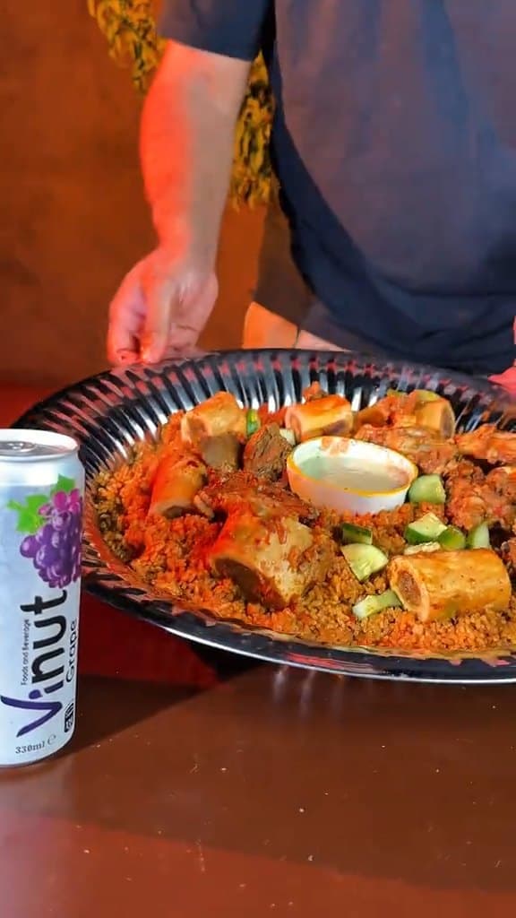 رز محبب باللحم مع اللبنية